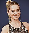 https://upload.wikimedia.org/wikipedia/commons/thumb/e/ee/Emilia_Clarke-Emmys_2018.jpg/100px-Emilia_Clarke-Emmys_2018.jpg
